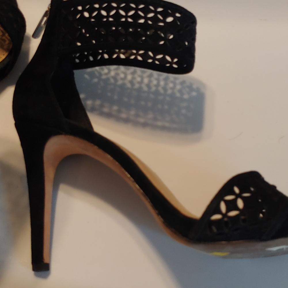 Antonio Melani Heels